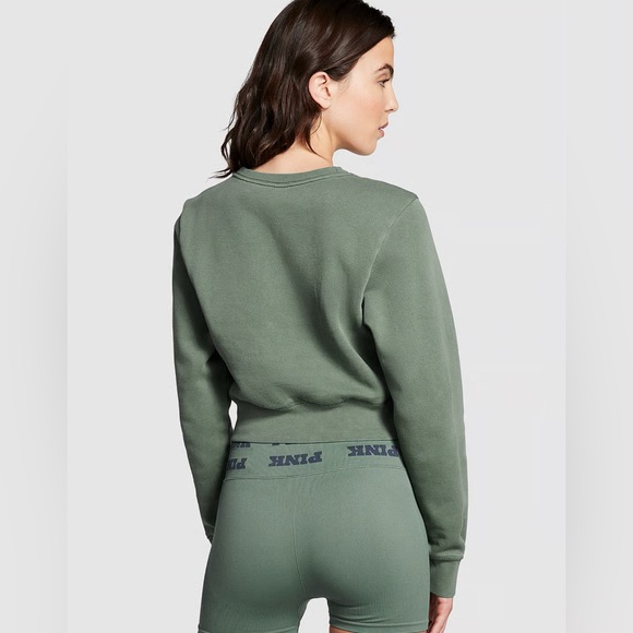 Victoria’s Secret PINK
IVY FLEECE YOKE SEAM CREW SWEATSHIRT - NEW - Picture 3 of 3